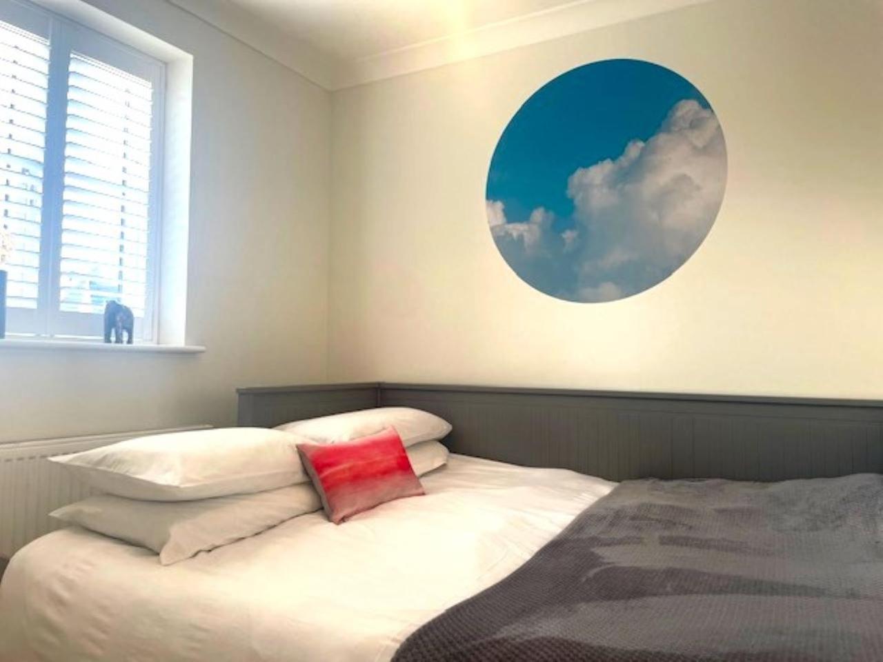 Modern Town House In Cotswolds - 3 Double Bedrooms Witney Exteriér fotografie