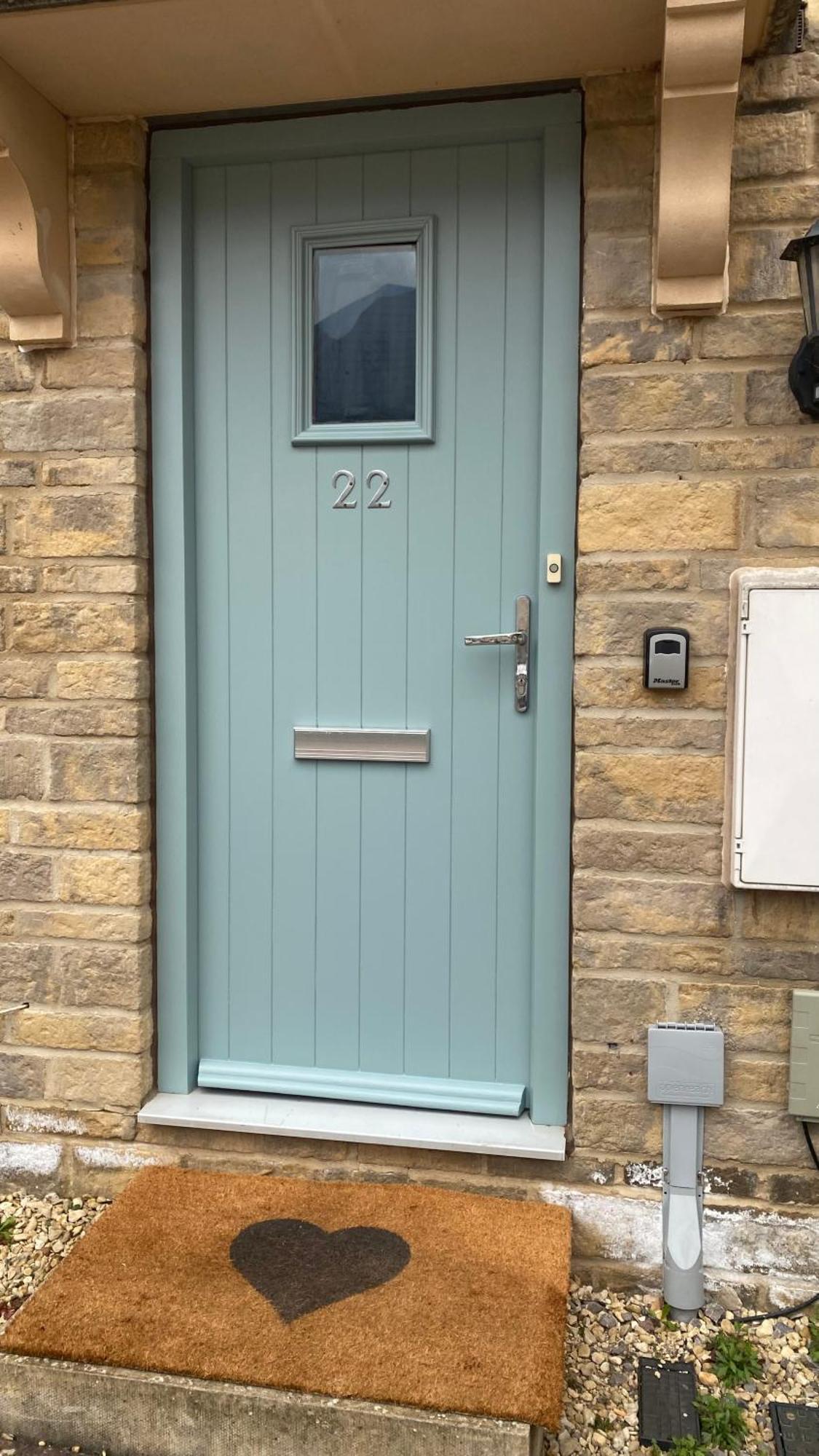 Modern Town House In Cotswolds - 3 Double Bedrooms Witney Exteriér fotografie